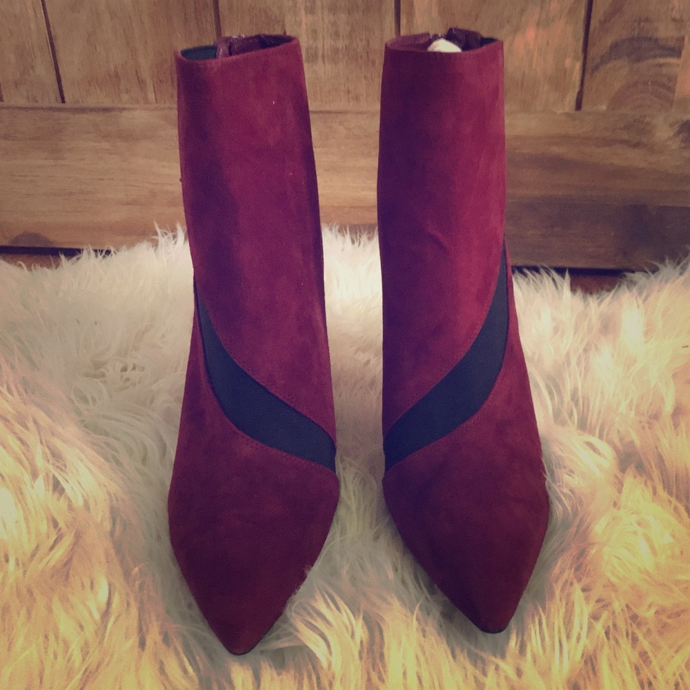 New without tags/box Nine west boots